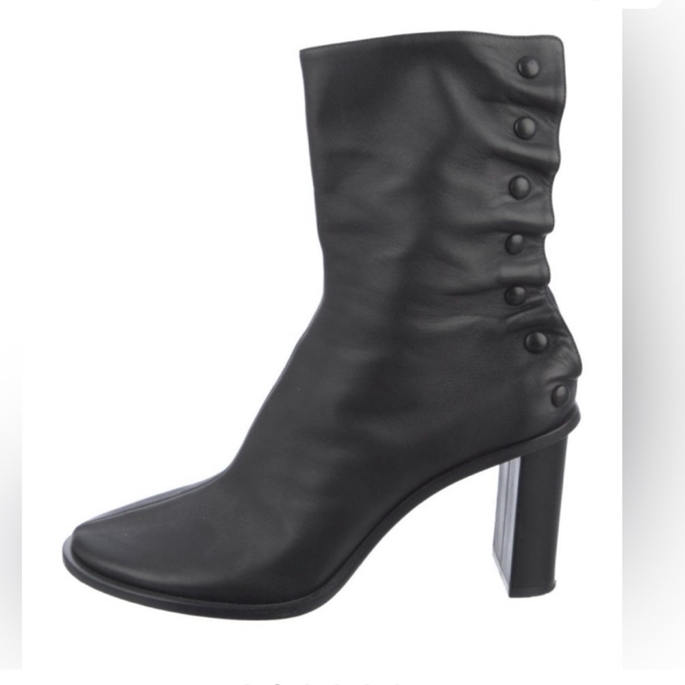 THE ROW ultra chic Tea Time glove snap Boots RARE size 9